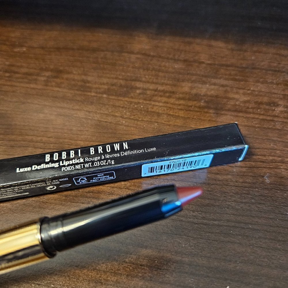 Bobbi Brown Luxe Defining Lipstick in Orchid Noir (NIB)